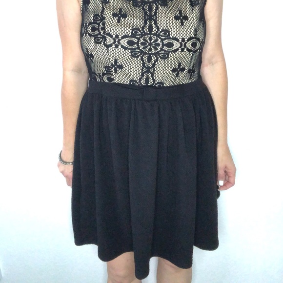 Rewind Dress with Bow, Mesh - Picture 8 of 16